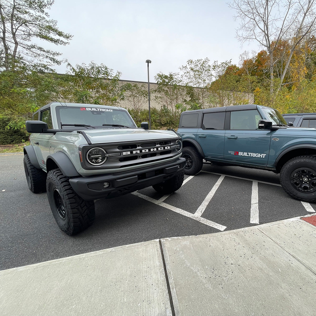 PERFECT-FIT STUBBY ANTENNA | FORD F-150/RAPTOR (2021+), SUPER DUTY (2022+), BRONCO (2021+)