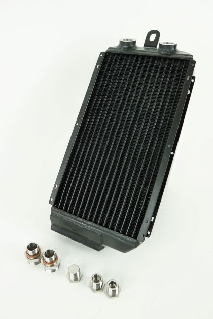 CSF PERFORMANCE ENGINE OIL COOLER: 1965–1989 PORSCHE 911/930