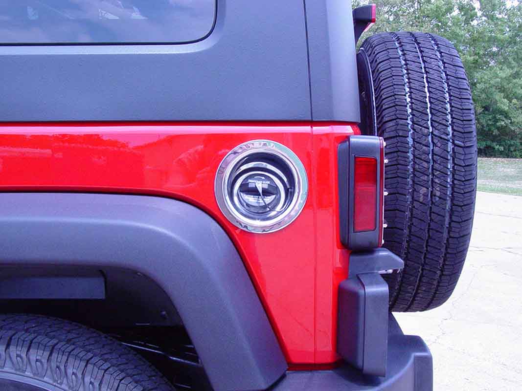 Kentrol 07-18 Jeep Wrangler JK Gas Filler Neck 2 Door - Polished Silver - 0