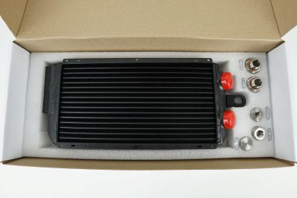 CSF PERFORMANCE ENGINE OIL COOLER: 1965–1989 PORSCHE 911/930