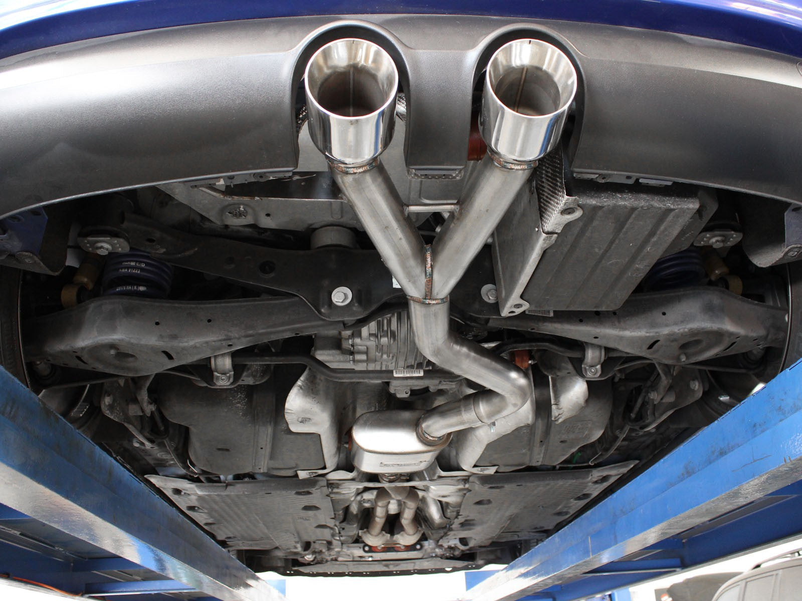 aFe MACHForce XP 2-1/2in SS-304 Cat-Back Exhausts w/ Polished Dual Tips 2008 VW Golf R32 V6-3.2L MKV