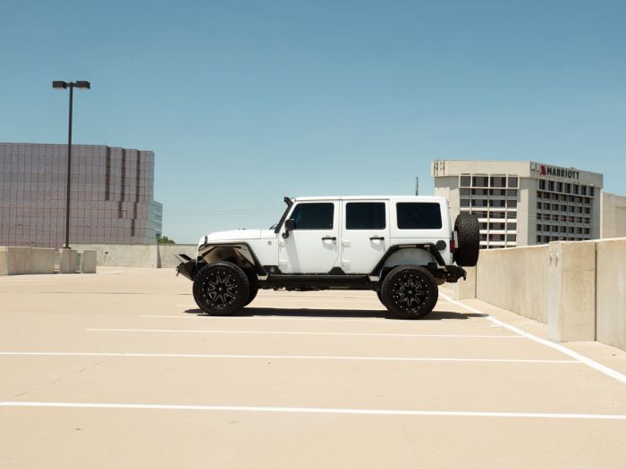 Road Armor 07-18 Jeep Wrangler JK Stealth Rear Bumper Mid Width w/Tire Carrier Assembly - Tex Blk - 0