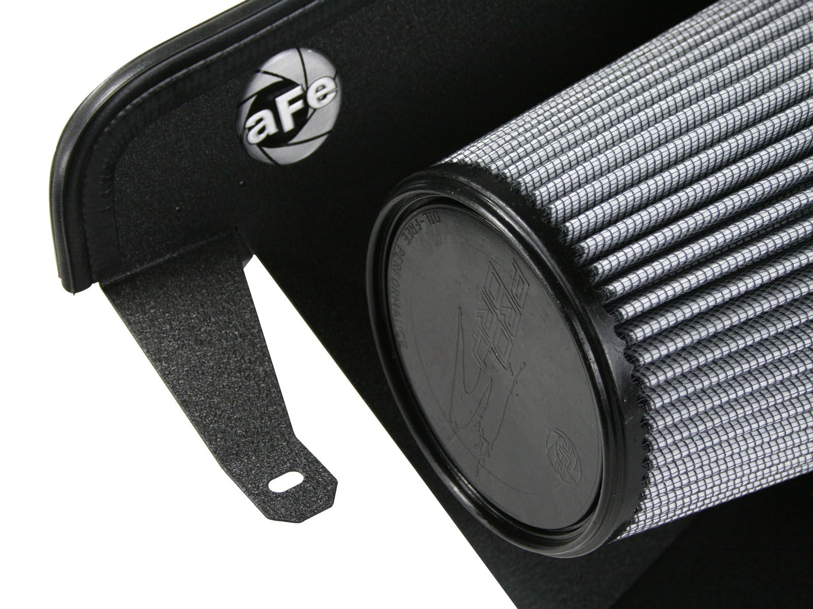 Magnum FORCE Stage-1 Cold Air Intake System w/ Pro DRY S Media BMW X5 (E53) 04-06 V8-4.4/4.8L N52