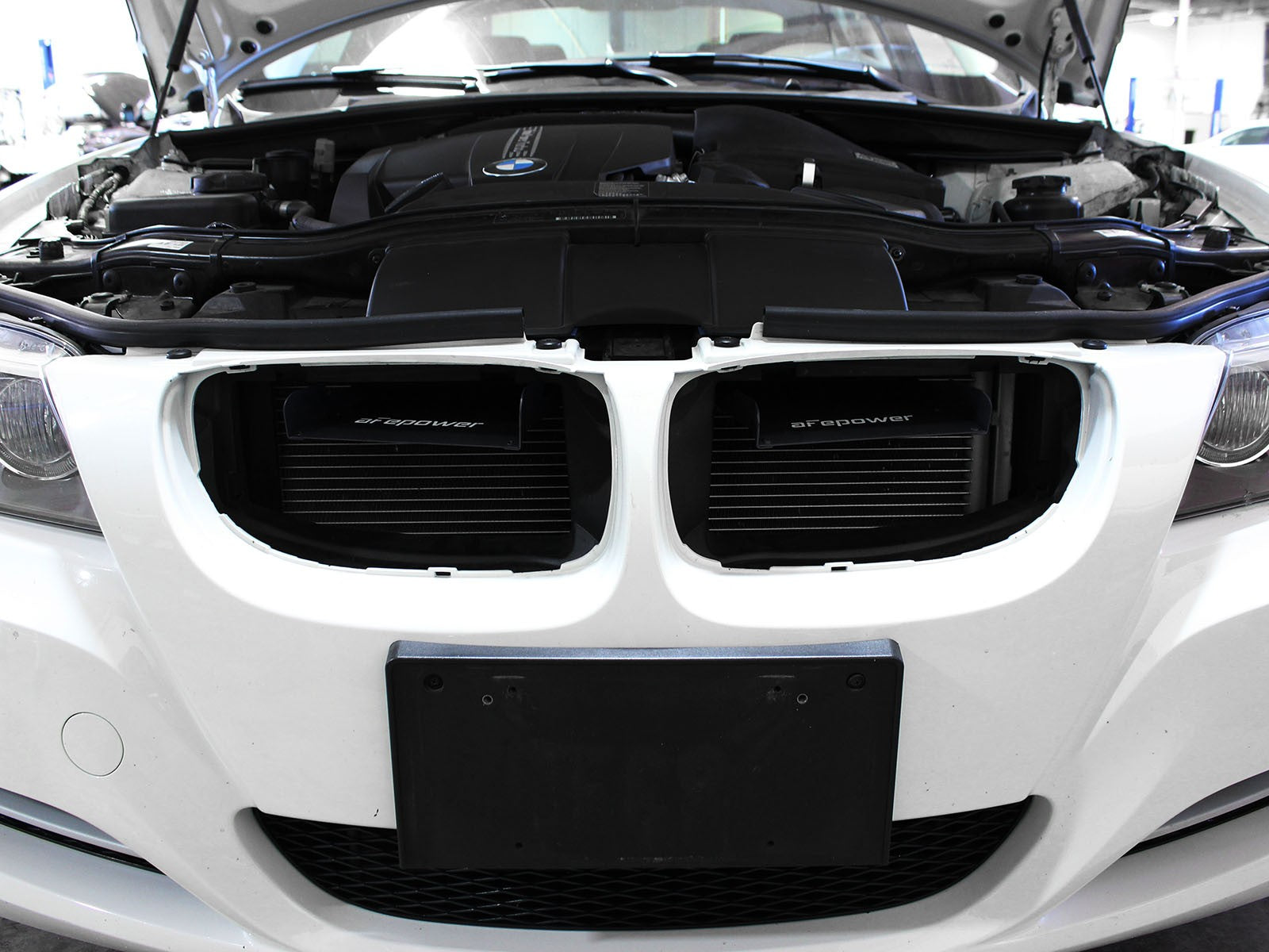 Magnum FORCE Stage-2 Cold Air Intake System w/ Pro DRY S Media BMW 335i (E90/92/93) 07-10 L6-3.0L (t) N54