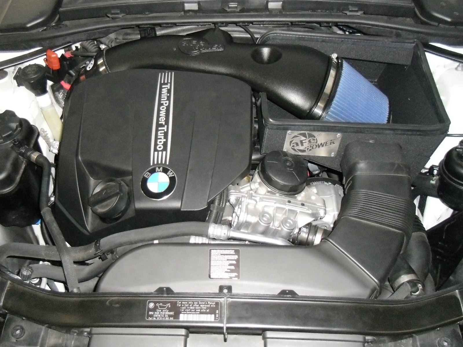 Magnum FORCE Stage-2 Cold Air Intake System w/ Pro DRY S Media BMW 135i (E82/88) / 335i (E90/92/93) 11-13 L6-3.0L (t) N55