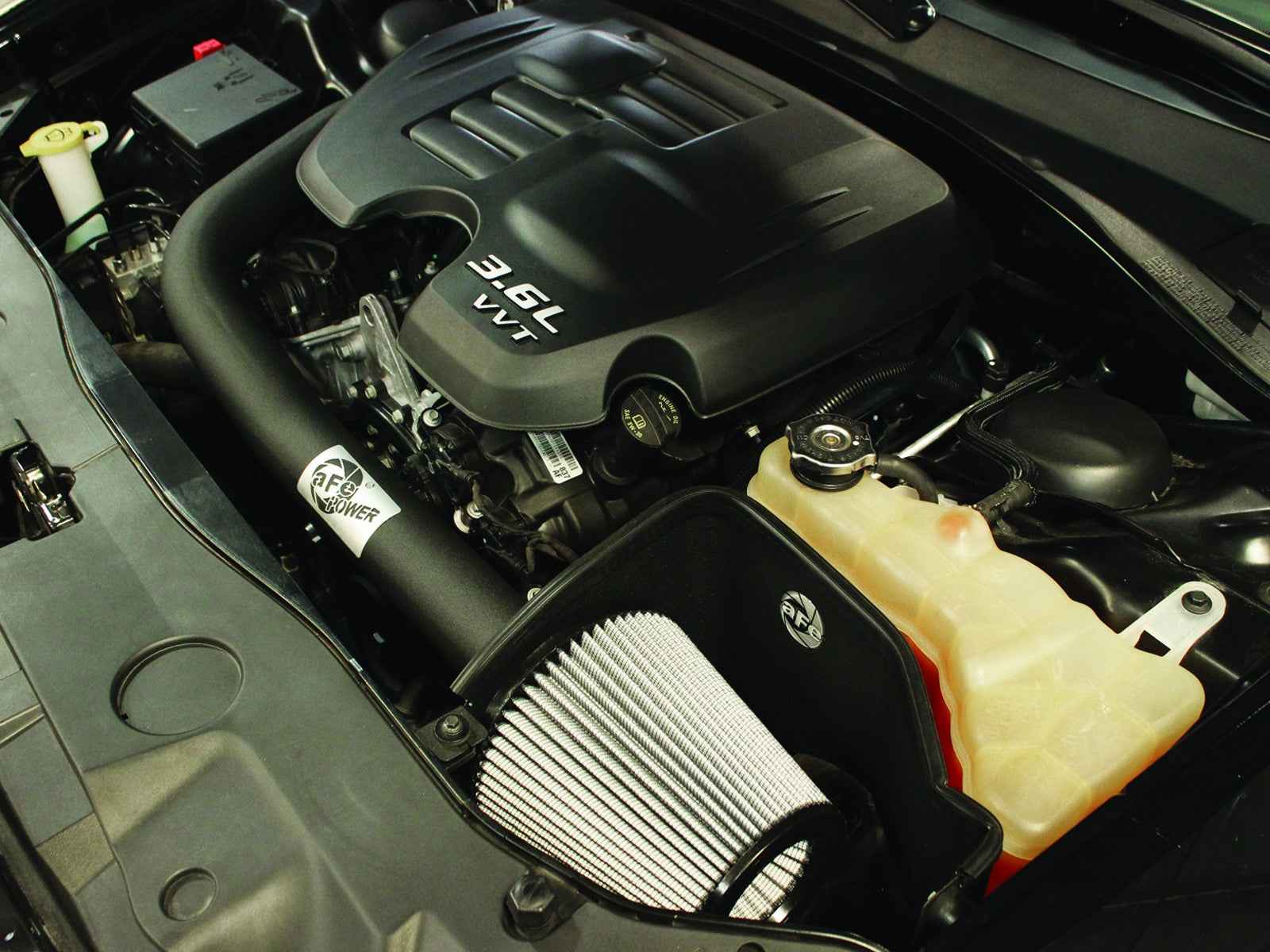 Magnum FORCE Stage-2 Cold Air Intake System w/ Pro DRY S Media Dodge Challenger/Charger/Chrysler 300 11-19 V6-3.6L