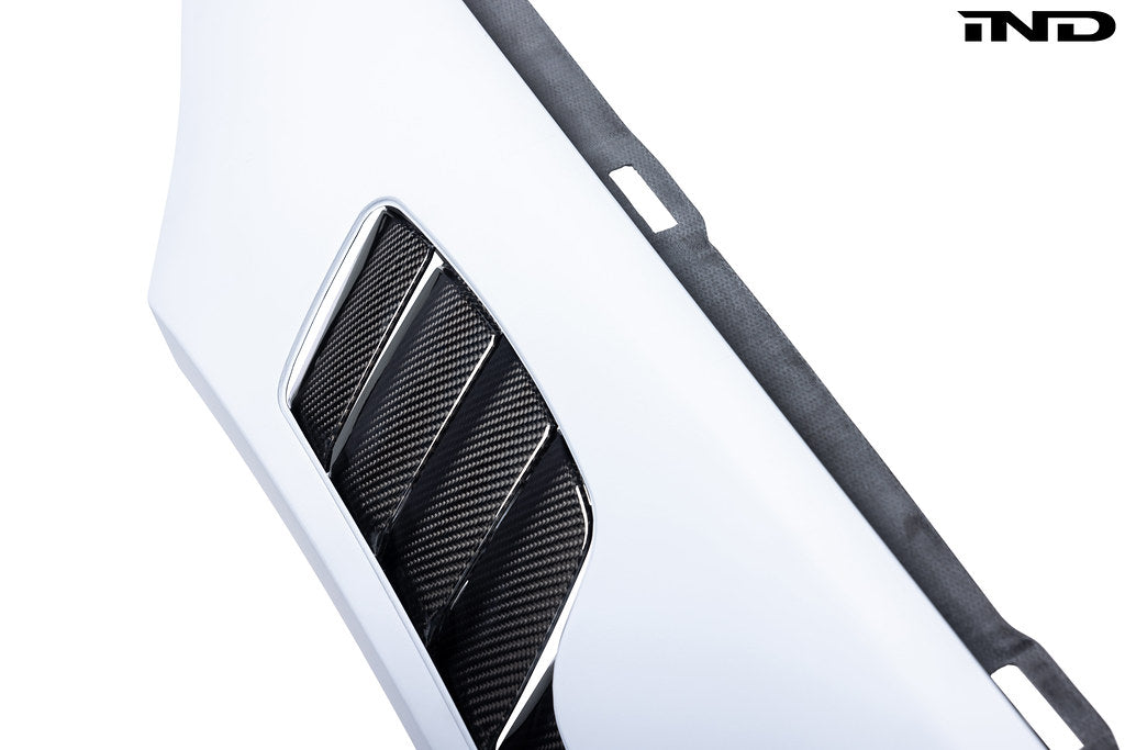 Karbonius E92 M3 Carbon Vented Fender Set