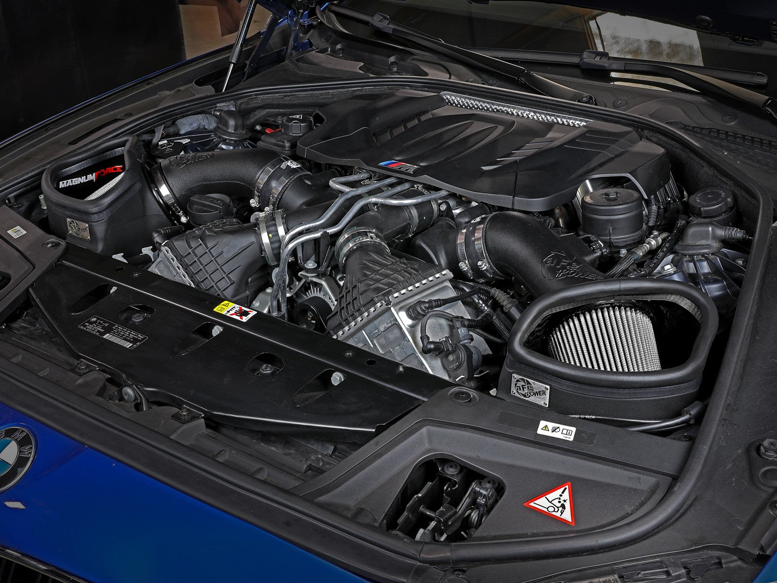 Magnum FORCE Stage-2 Cold Air Intake System w/ Pro DRY S Media BMW M5 (F10) / M6 (F06/12/13) 12-19 V8-4.4L (t) S63