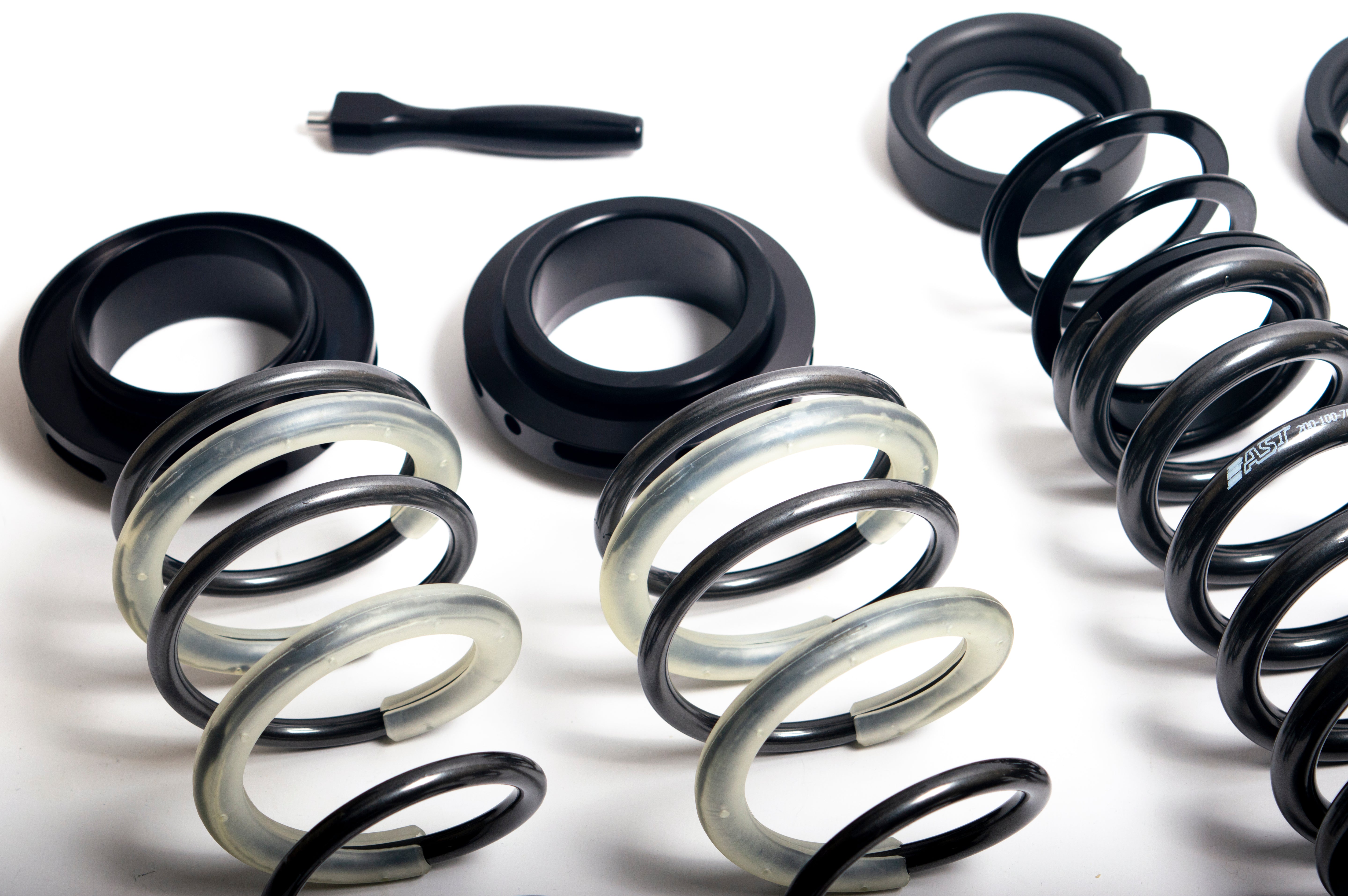 AST SUSPENSION ADJUSTABLE LOWERING SPRINGS: PORSCHE 911 (992)