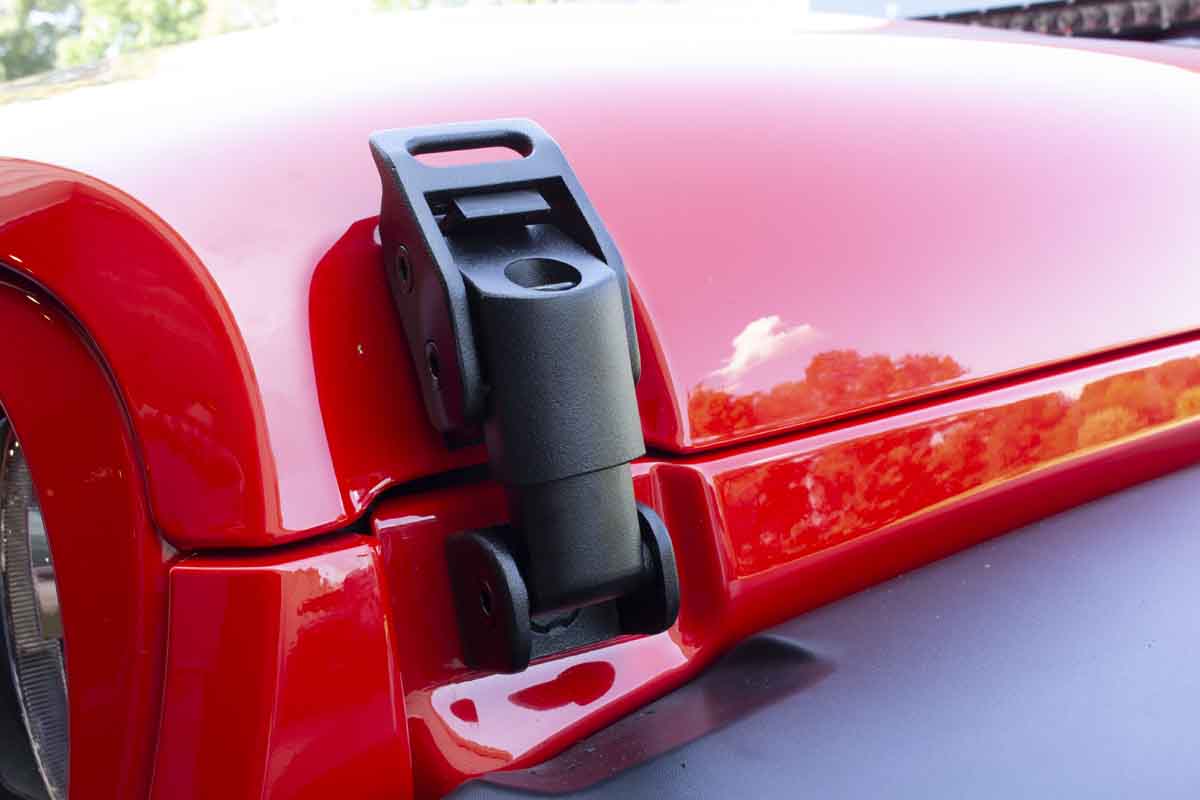 Kentrol 2018+ Jeep Wrangler JL Mechanical Hood Catch Kit