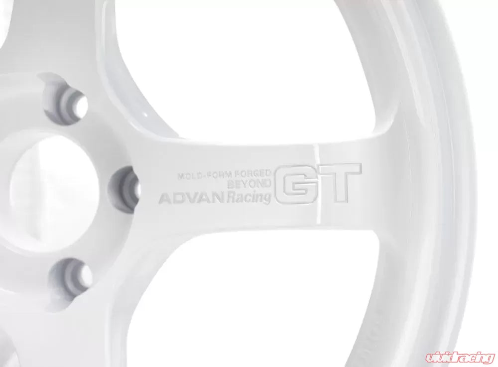 Advan GT Beyond 18x9.5 +29 5-114.3 Racing White Wheel