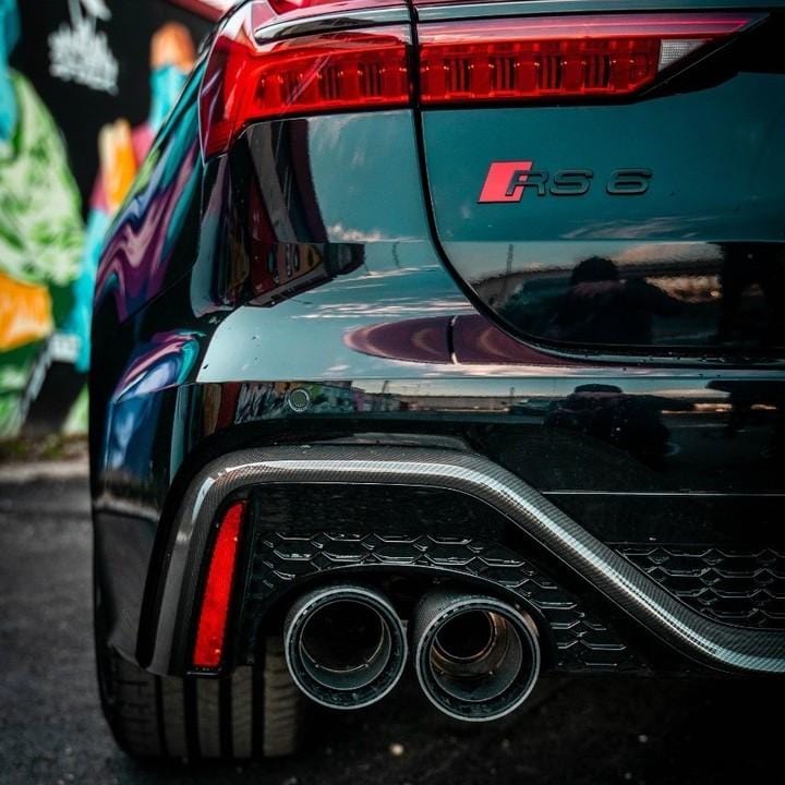 Capristo Valved Exhaust With Carbon Fiber Tips (E2P) | Audi RS6/RS7 C8