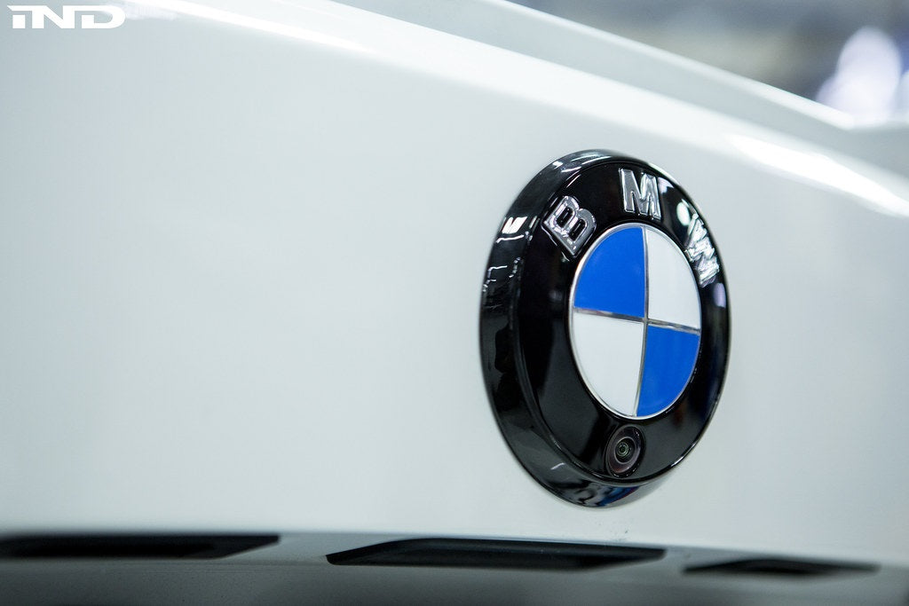 IND G82 / G83 M4 Painted BMW Roundel