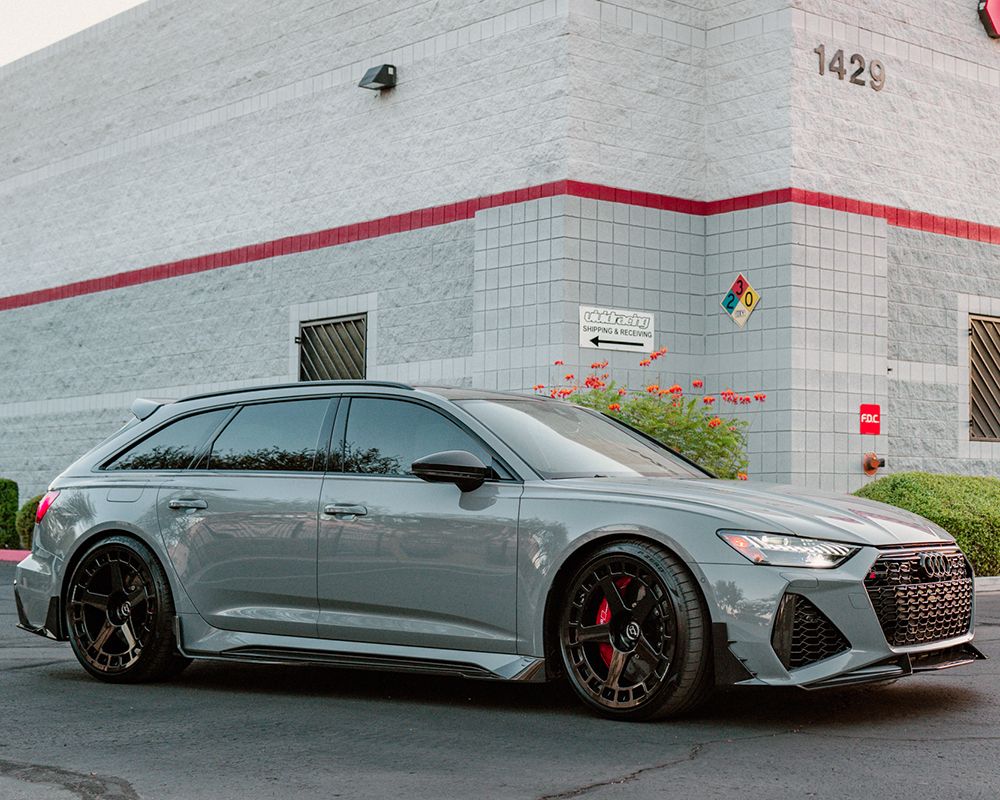 VR Aero Carbon Fiber Side Skirts Audi RS6 Avant C8