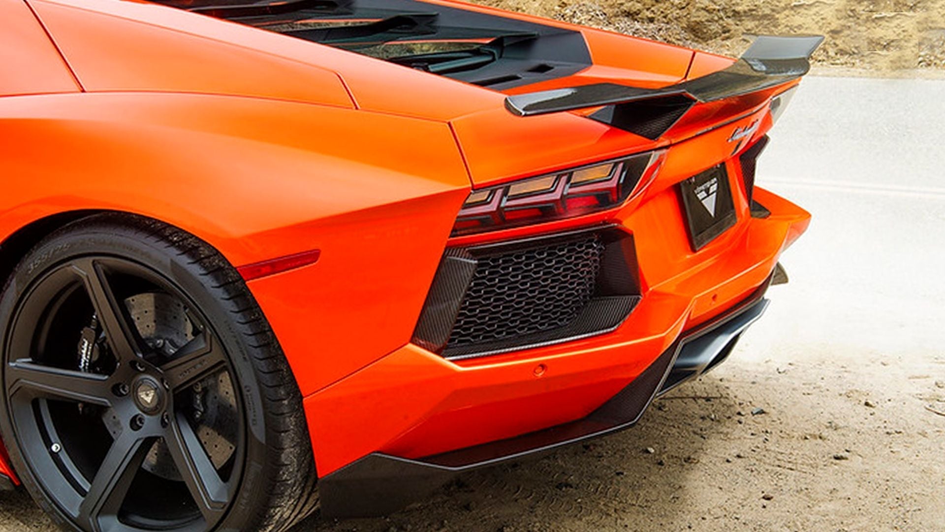 LAMBORGHINI AVENTADOR ZARAGOZA EDIZIONE AERO REAR DIFFUSER - 0