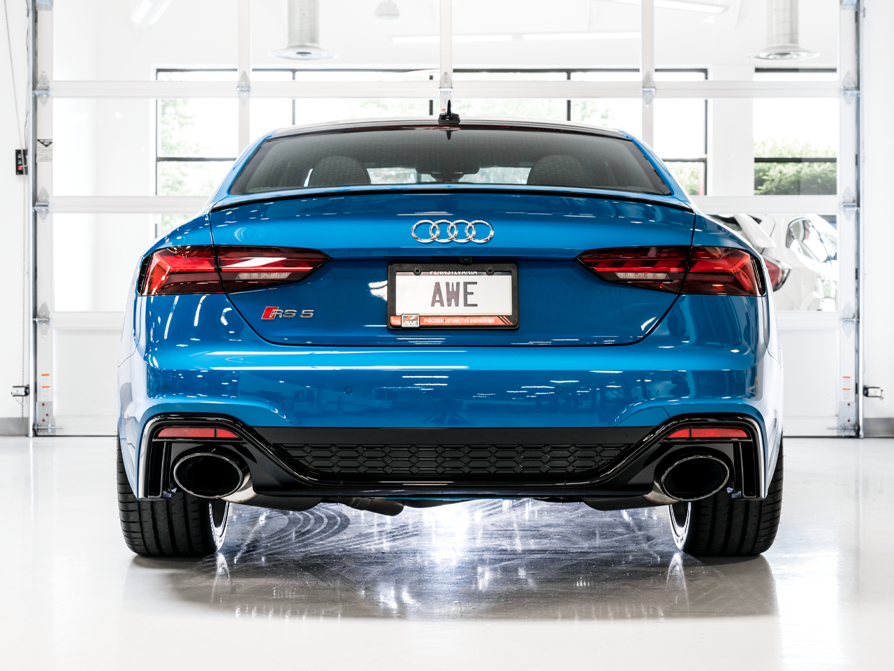 AWE Track Edition Exhaust for Audi B9.5 RS 5 Sportback - Non-Resonated - Diamond Black RS-style Tips