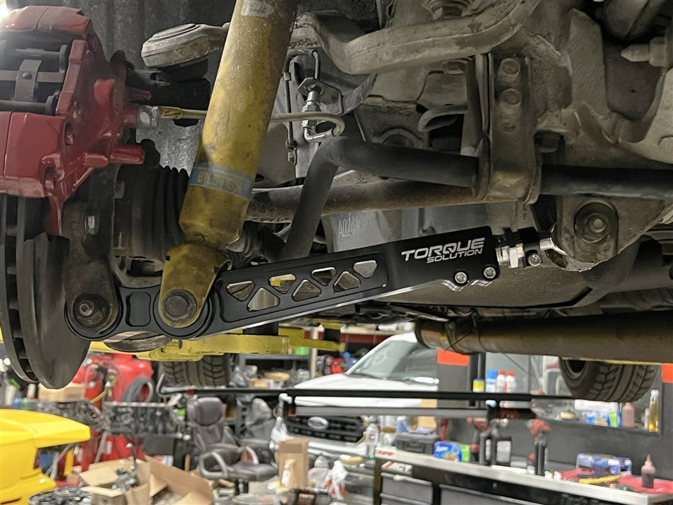 TORQUE SOLUTION ADJUSTABLE REAR CONTROL ARMS: 2001–2006 MITSUBISHI EVOLUTION