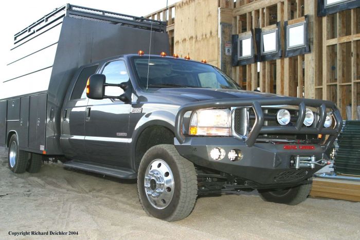 Road Armor 05-07 Ford F-250 Stealth Front Winch Bumper w/Titan II Guard Wide Flare - Tex Blk