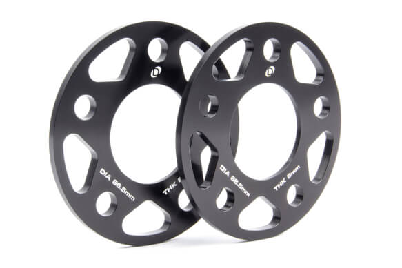 DINAN SPACERS; 66.5MM CB - 8MM THICK