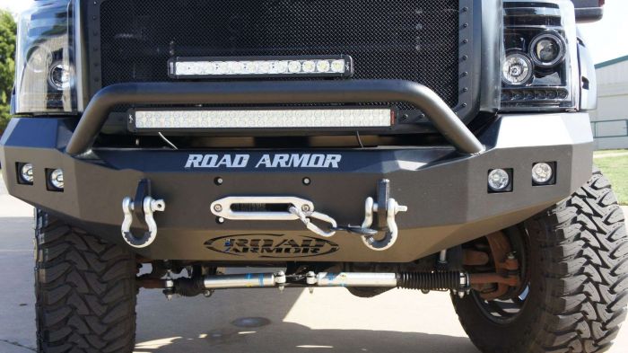 Road Armor 11-16 Ford F-250 Stealth Front Winch Bumper w/Pre-Runner Guard - Tex Blk