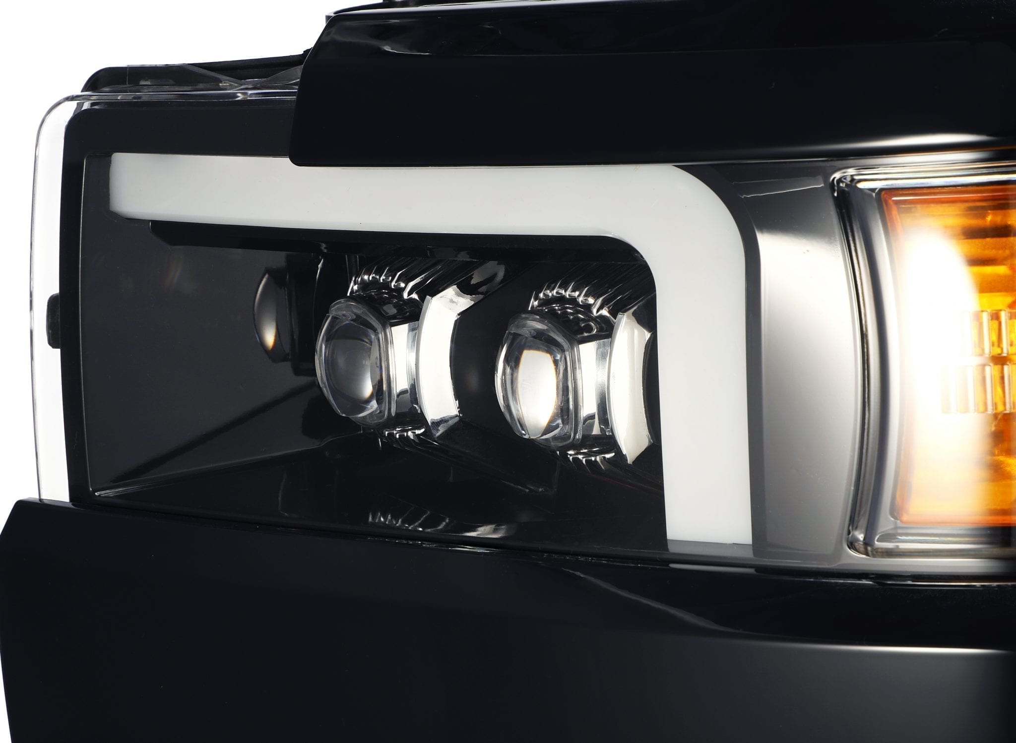 ALPHAREX NOVA-SERIES PROJECTOR HEADLIGHTS: 2015–2019 CHEVY SILVERADO 2500HD/3500HD