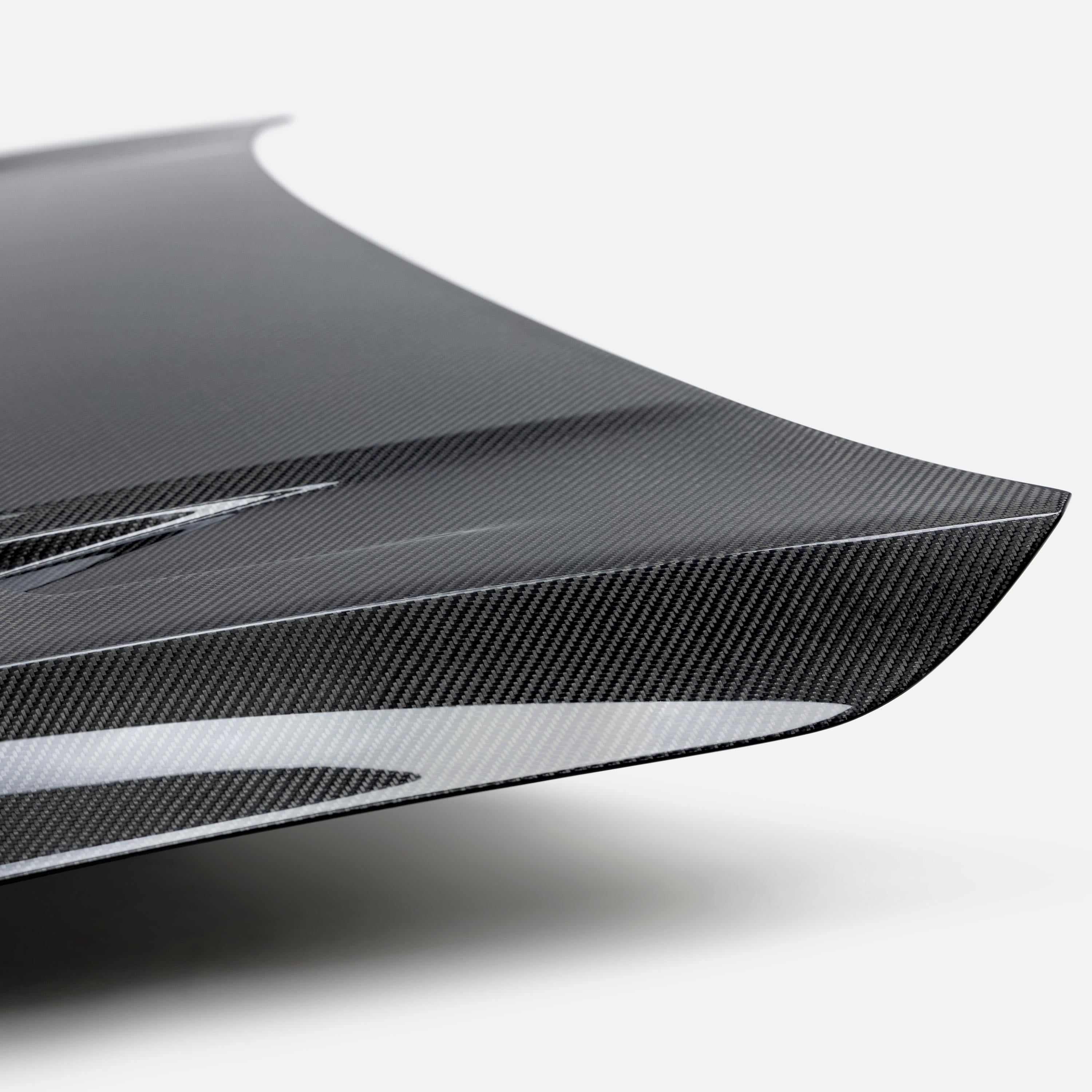 TM-style carbon fiber hood for 2022 VW Golf MK8