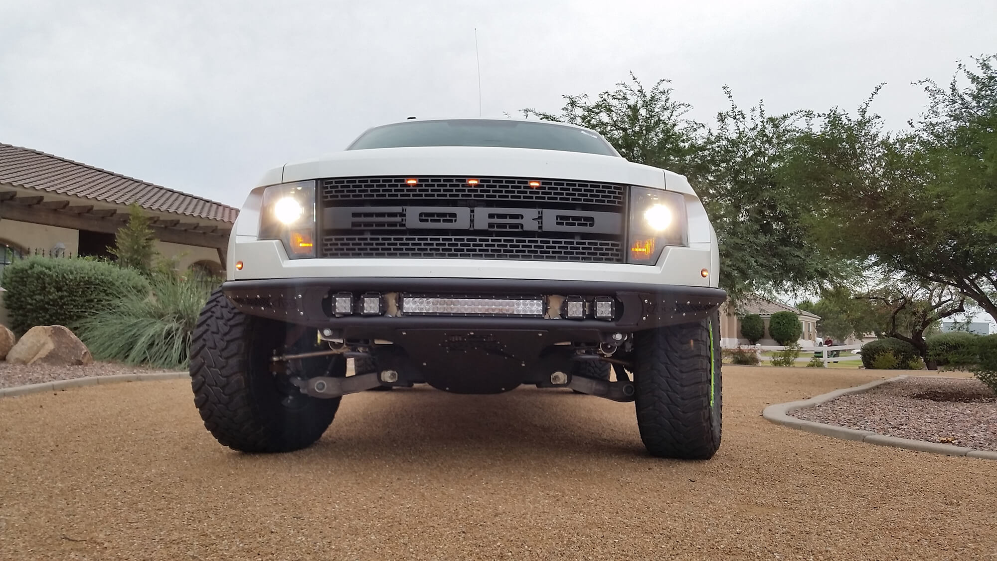 Addictive Desert Designs 10-14 Ford F-150 Raptor Venom R Front Bumper