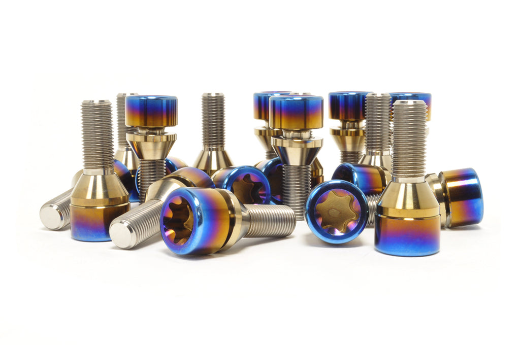 STM Titanium Lug Bolts for Lamborghini