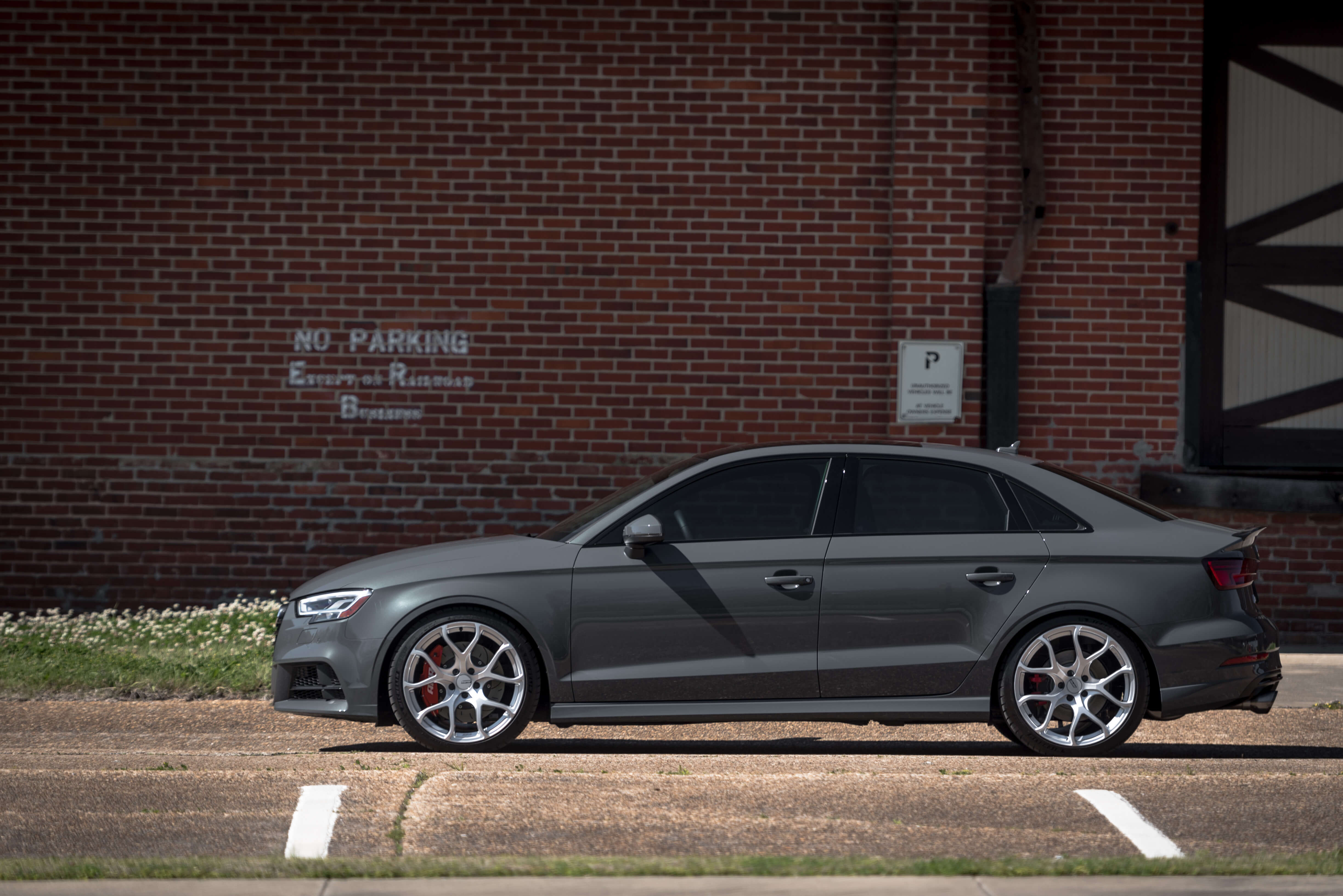 APR A01 FLOW FORMED WHEELS (19X8.5) (HYPER SILVER) (1 WHEEL)