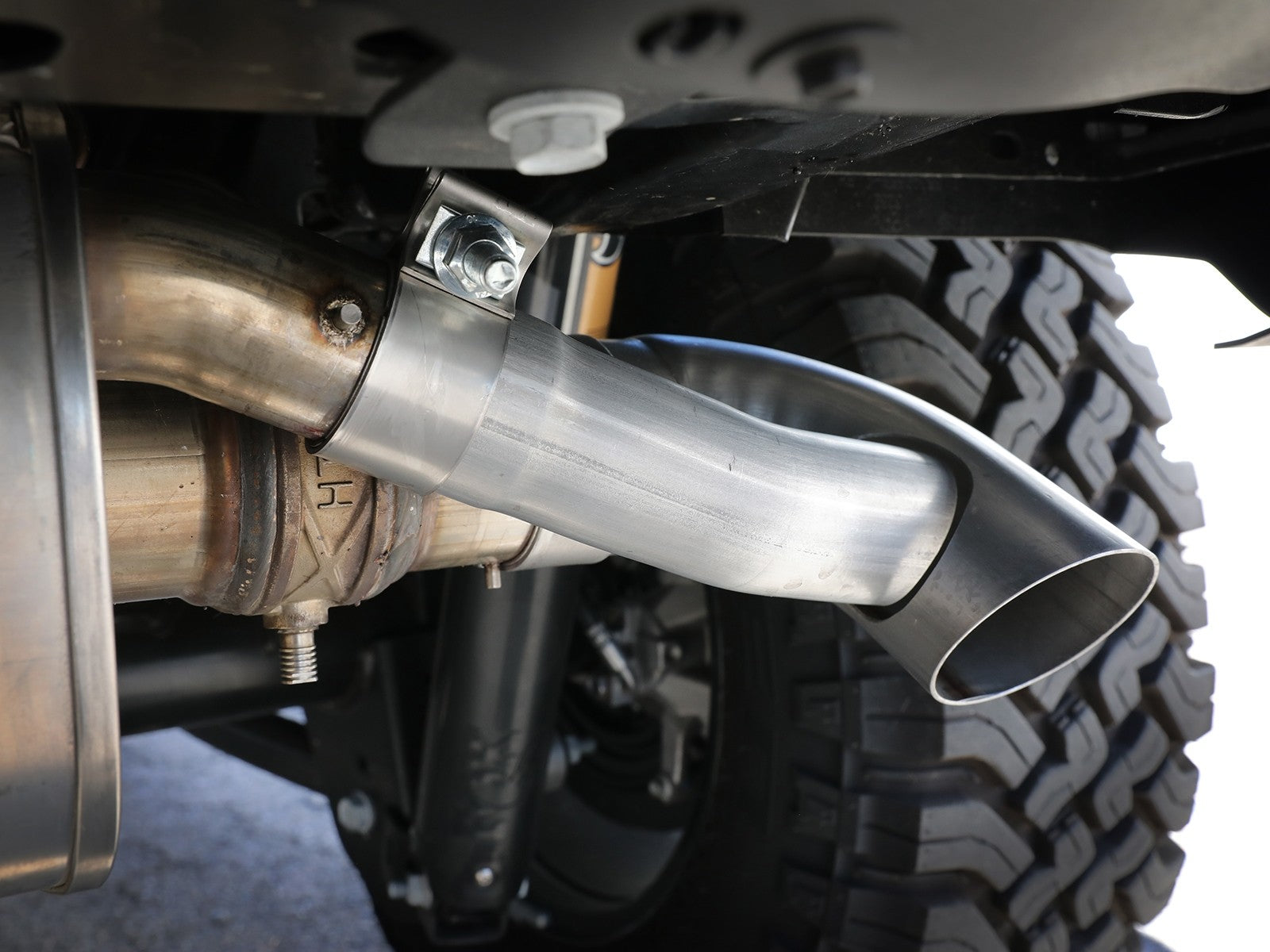 MACH Force Xp 304 Stainless Steel Exhaust Tip Upgrade Jeep Wrangler 392 (JL) 21-23 V8-6.4L