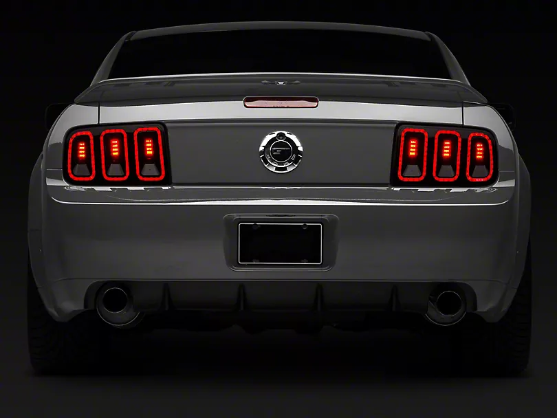 RAXIOM GEN5 TAILLIGHTS: 2005–2009 FORD MUSTANG