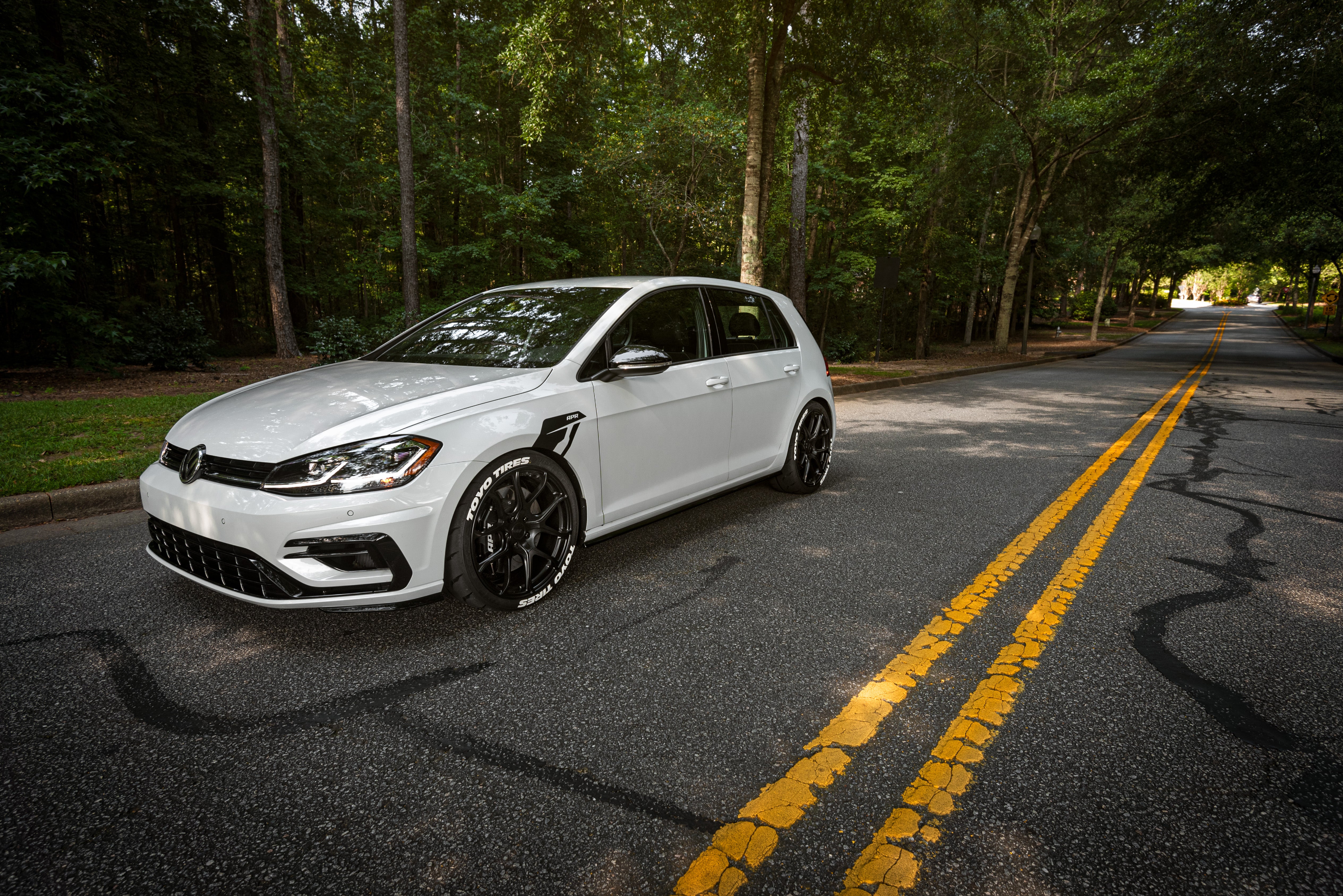 APR S01 FORGED WHEELS (19X8.5) (SATIN BLACK) (1 WHEEL)